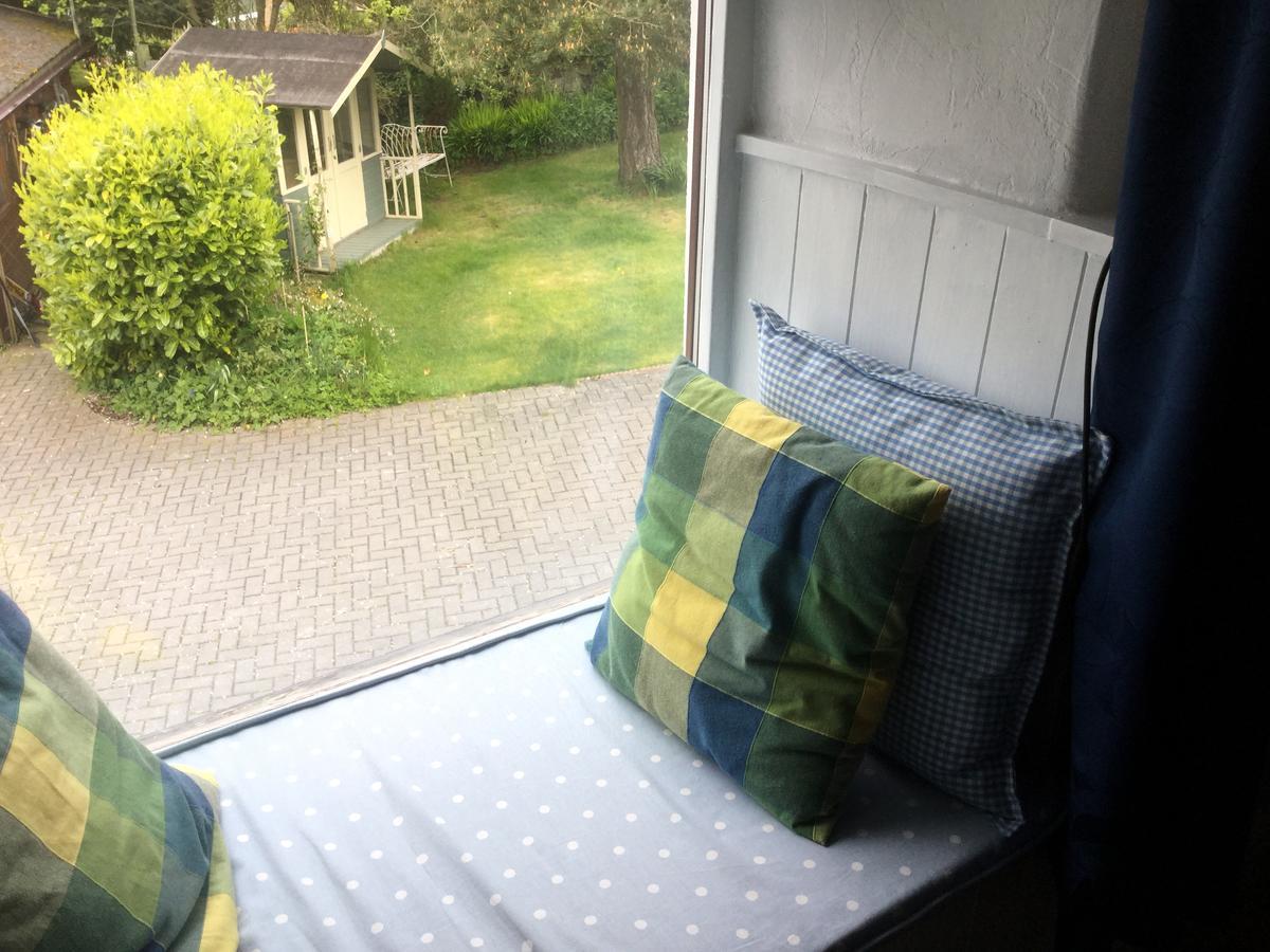 Celyn Villa Bed And Breakfast Holywell  Exteriér fotografie